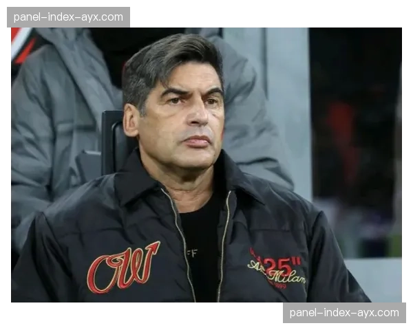 里尔主帅丰塞卡出席赛前发布会,确认球队无新增伤病 里尔主帅丰塞卡出席赛前发布会,确认球队无新增伤病